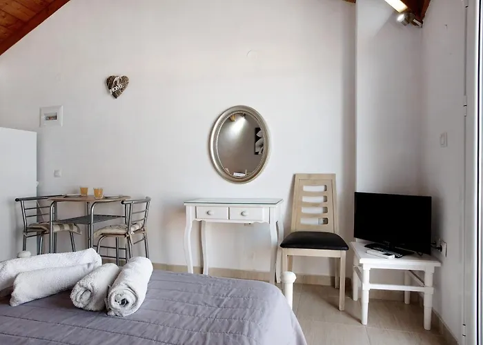 Yiannis Sea View 9 Apartman *