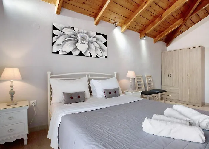 Yiannis Sea View 9